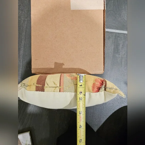 NWOT Southern Living Simple Flower Arranging Book & Italian Decorative Pillow - Picture 9 of 11